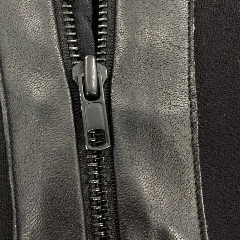 Black Jacket - Picture 5 of 9